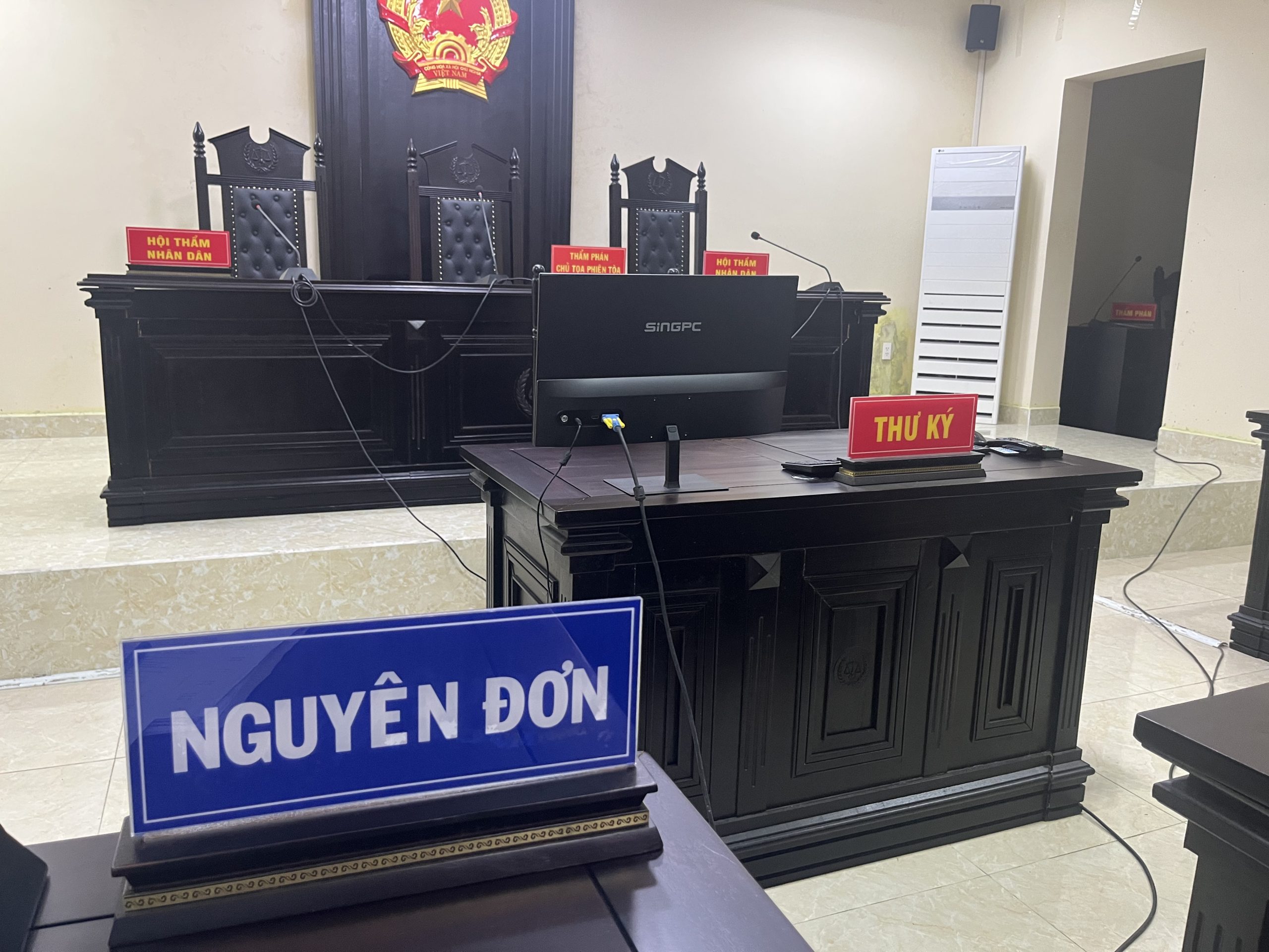 Bố mẹ làm ly hôn cho con | ảnh minh họa Bố mẹ làm ly hôn cho con | ảnh minh họa