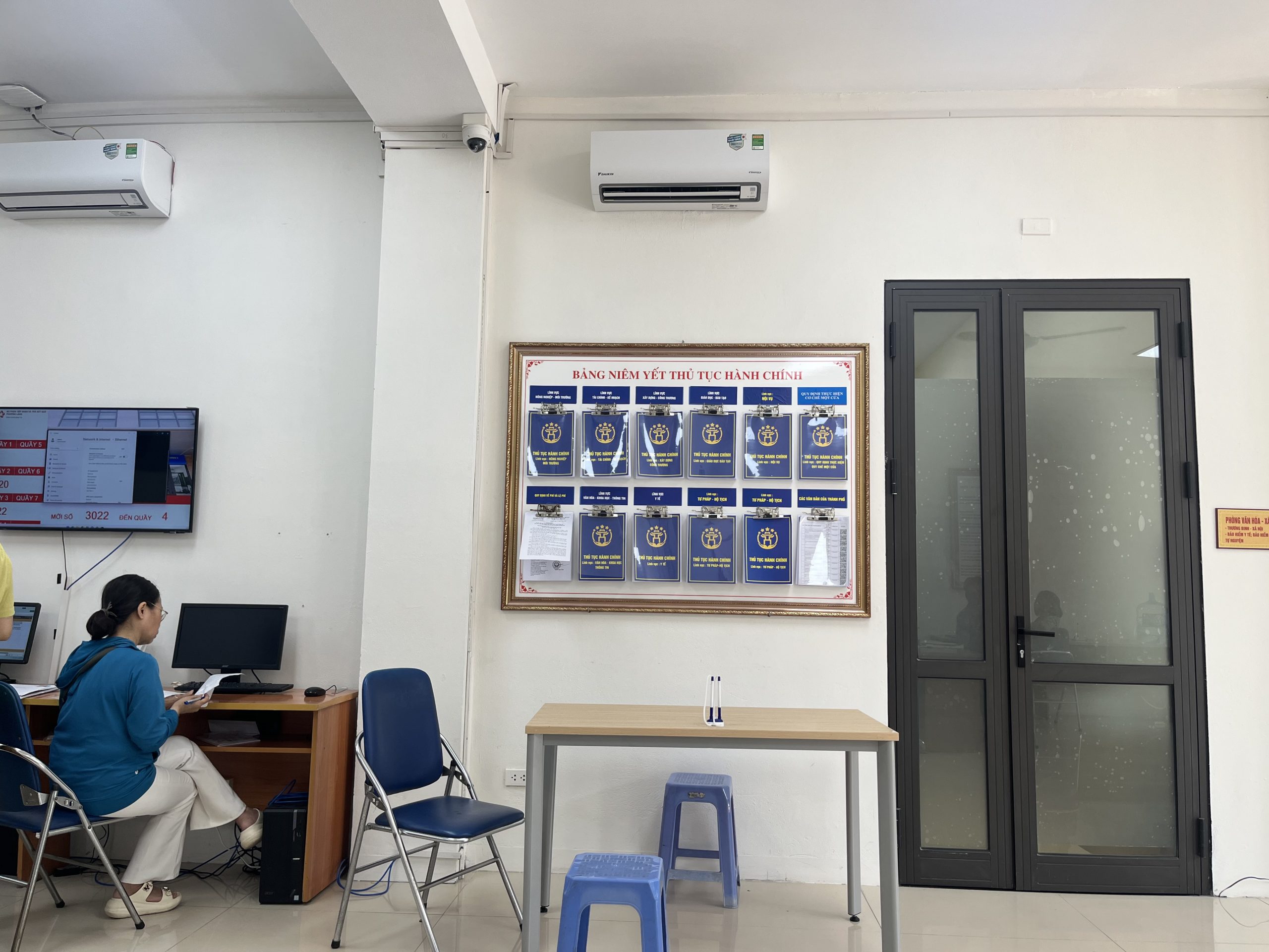 Nộp hồ sơ đăng ký kết hôn và nhận kết quả thủ tục kết hôn với người nước ngoài mới nhất 2025 Nộp hồ sơ đăng ký kết hôn và nhận kết quả thủ tục kết hôn với người nước ngoài mới nhất 2025